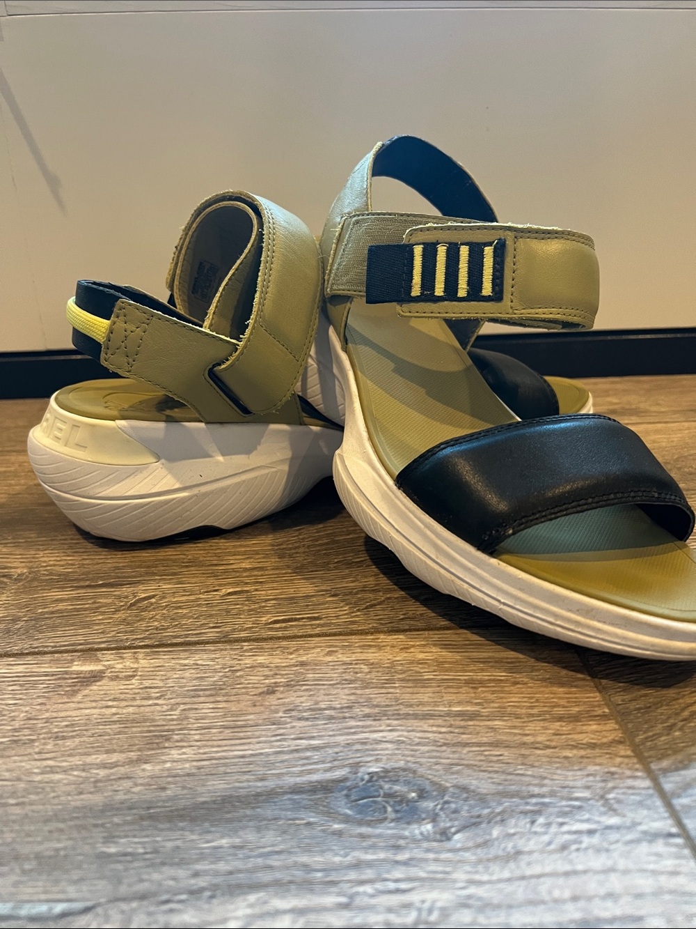 Sorel Chunky Sport Sandals in Olive Green & Black